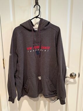 Men's Charcoal Gray Crewneck Hoodie with Red New York Giants Lettering